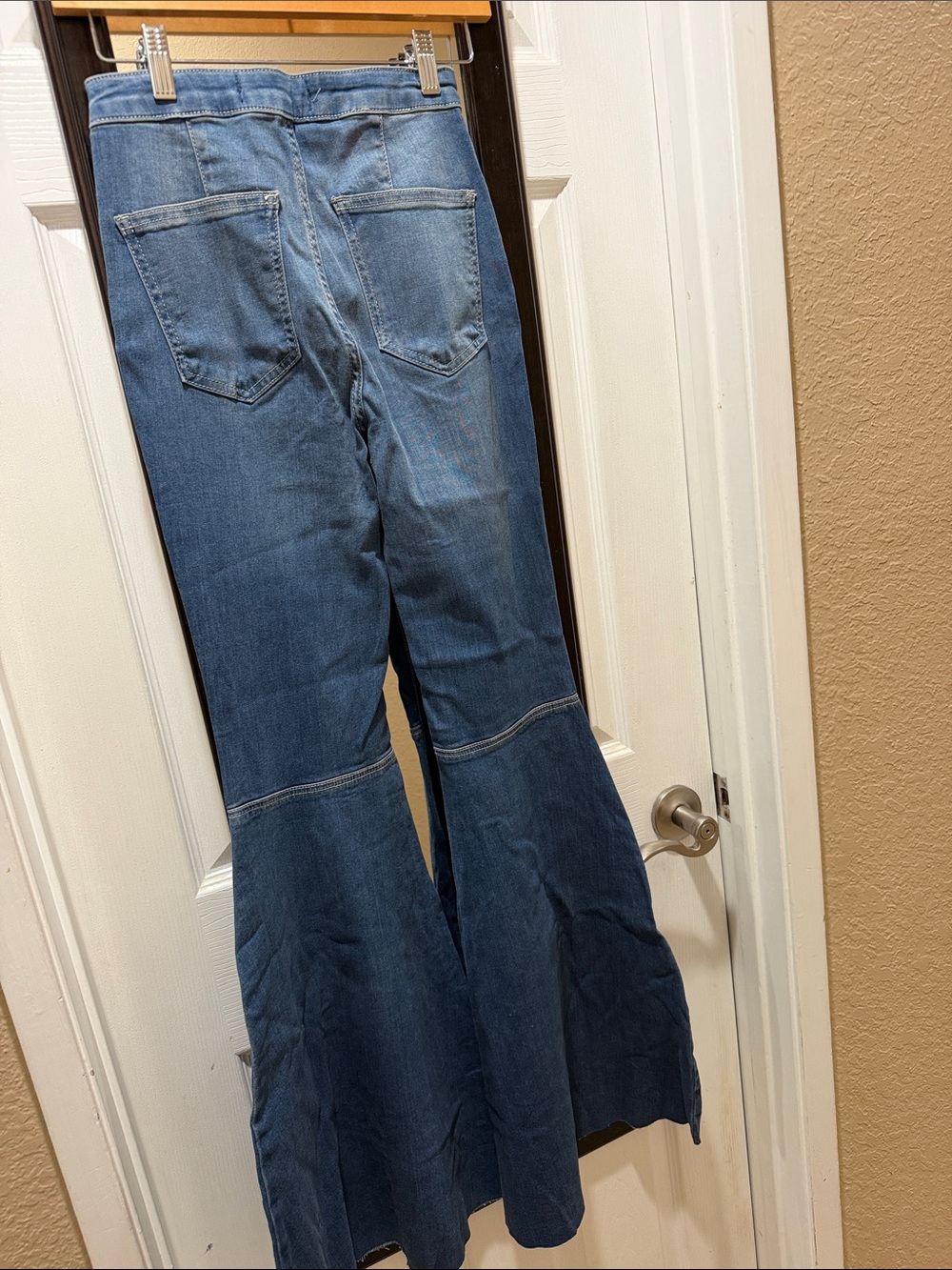 Free People We The Free Just Float On Flare Jeans High-Rise Wide Flare Jeans - Picture 9 of 9